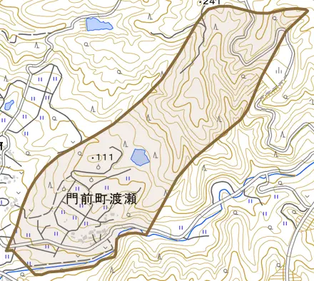 門前町渡瀬とその周辺の地図。町の範囲を重ねている