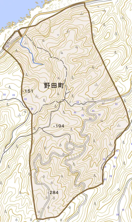 野田町とその周辺の地図。町の範囲を重ねている