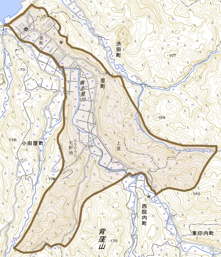 里町とその周辺の地図。町の範囲を重ねている