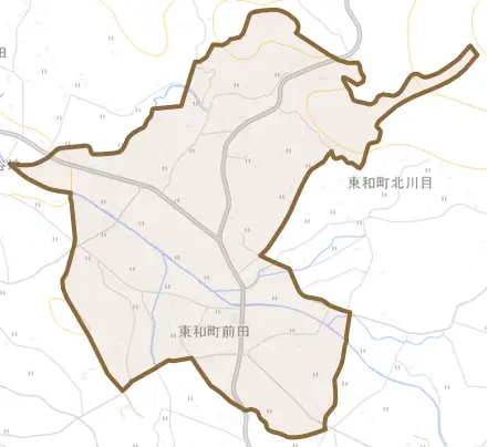 東和町前田とその周辺の地図。町の範囲を重ねている