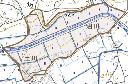 大字坊とその周辺の地図。町の範囲を重ねている