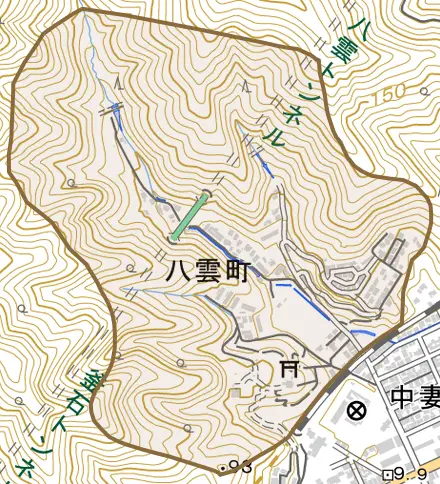 八雲町とその周辺の地図。町の範囲を重ねている