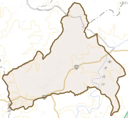 大字晴山とその周辺の地図。町の範囲を重ねている
