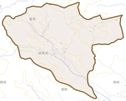 枝成沢とその周辺の地図。町の範囲を重ねている