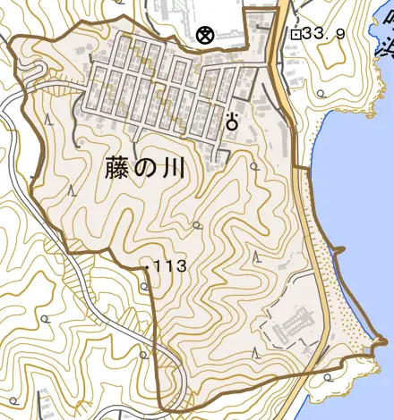 藤の川とその周辺の地図。町の範囲を重ねている
