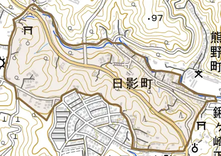 日影町とその周辺の地図。町の範囲を重ねている