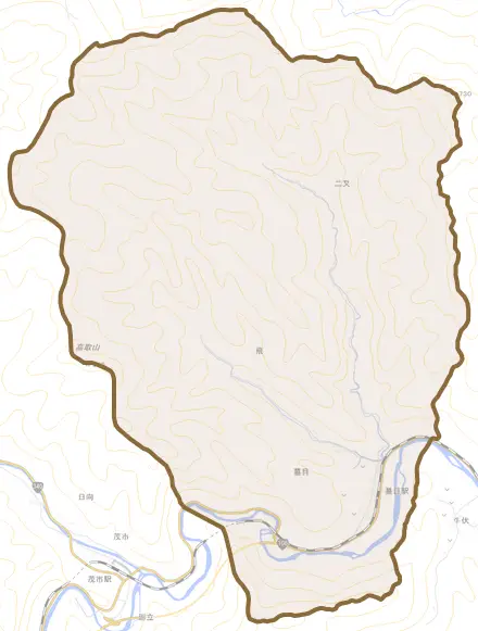 蟇目とその周辺の地図。町の範囲を重ねている