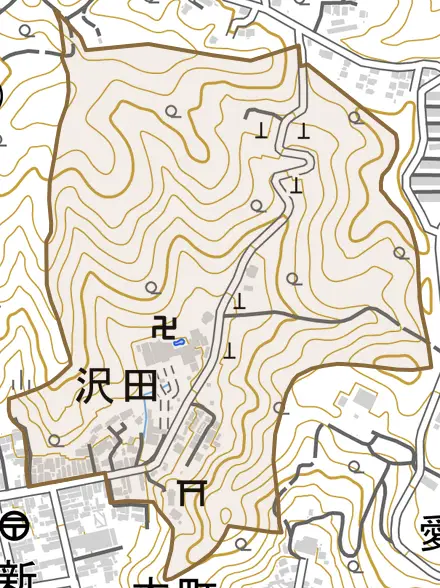 沢田とその周辺の地図。町の範囲を重ねている