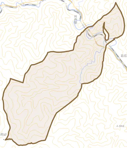 鈴久名とその周辺の地図。町の範囲を重ねている