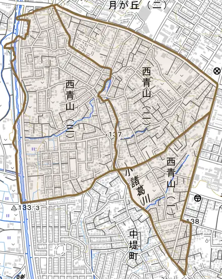 西青山とその周辺の地図。町の範囲を重ねている