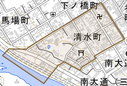 清水町とその周辺の地図。町の範囲を重ねている