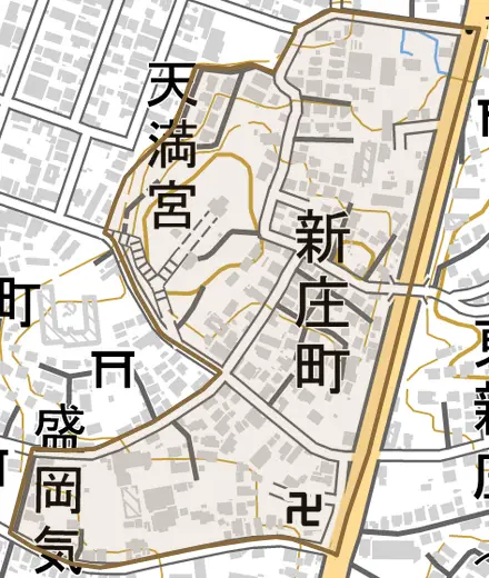 新庄町とその周辺の地図。町の範囲を重ねている