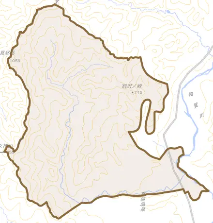 沢内字前郷とその周辺の地図。町の範囲を重ねている