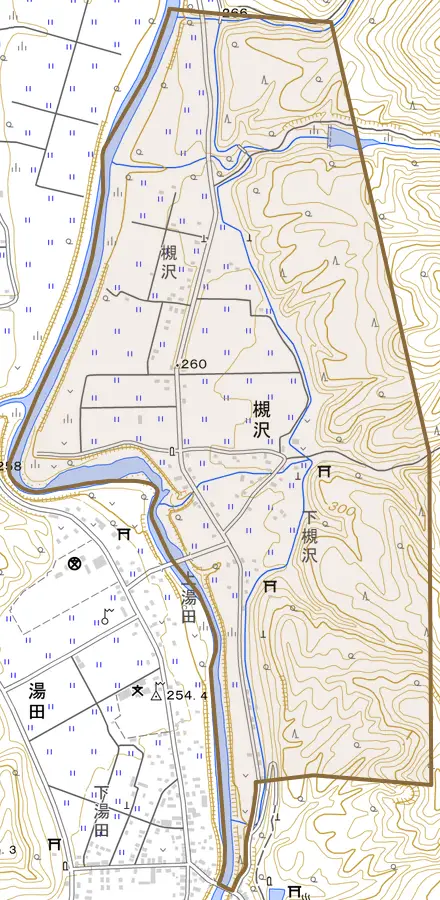 槻沢とその周辺の地図。町の範囲を重ねている