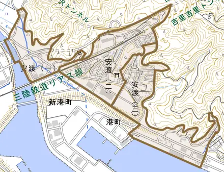 安渡とその周辺の地図。町の範囲を重ねている