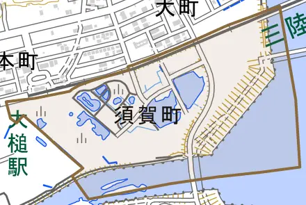 須賀町とその周辺の地図。町の範囲を重ねている