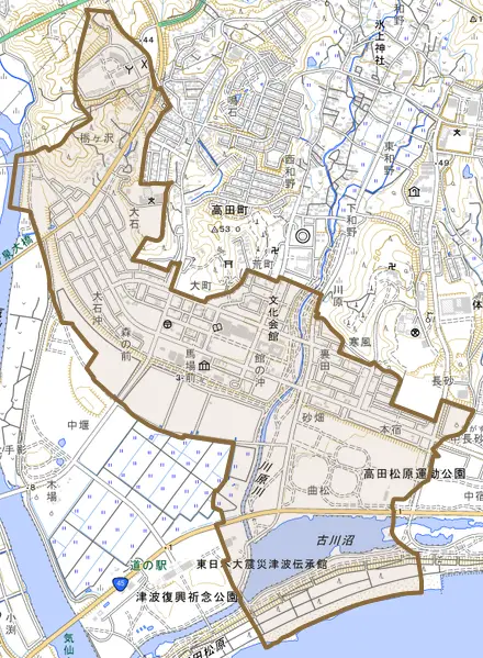 高田町とその周辺の地図。町の範囲を重ねている