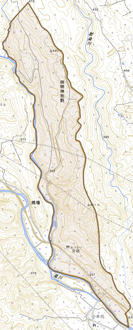 橋場安栖とその周辺の地図。町の範囲を重ねている