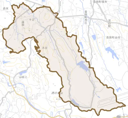 千疋とその周辺の地図。町の範囲を重ねている
