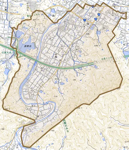 白鳥とその周辺の地図。町の範囲を重ねている
