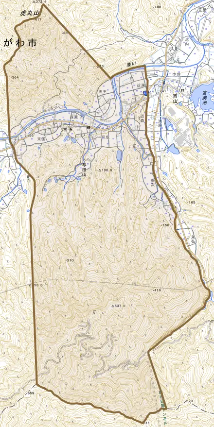 与田山とその周辺の地図。町の範囲を重ねている