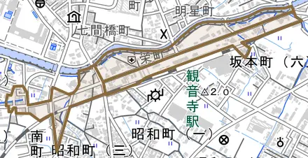 栄町とその周辺の地図。町の範囲を重ねている