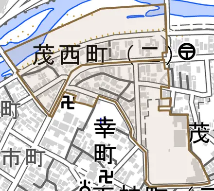 茂西町とその周辺の地図。町の範囲を重ねている