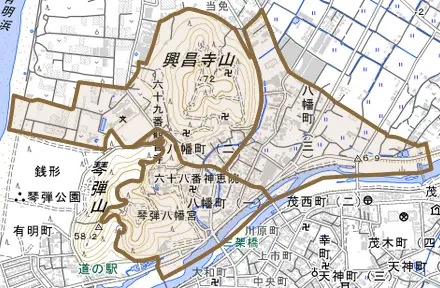 八幡町とその周辺の地図。町の範囲を重ねている