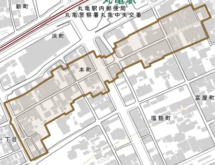 本町とその周辺の地図。町の範囲を重ねている