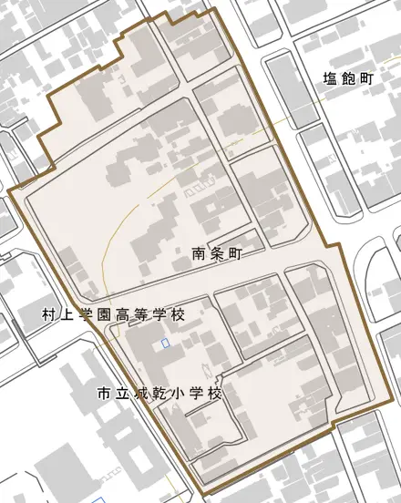 南条町とその周辺の地図。町の範囲を重ねている