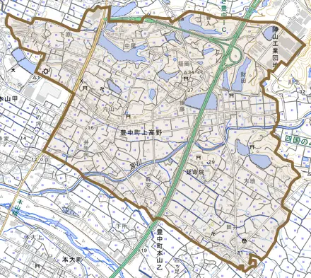 豊中町上高野とその周辺の地図。町の範囲を重ねている