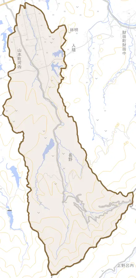 山本町河内とその周辺の地図。町の範囲を重ねている