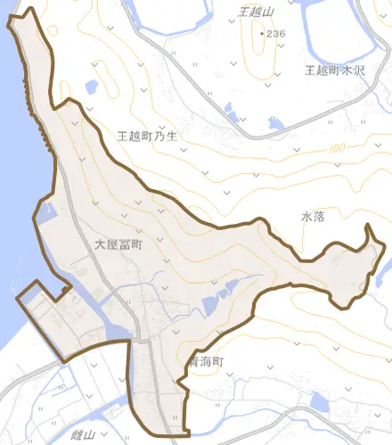 大屋冨町とその周辺の地図。町の範囲を重ねている