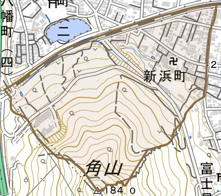 新浜町とその周辺の地図。町の範囲を重ねている
