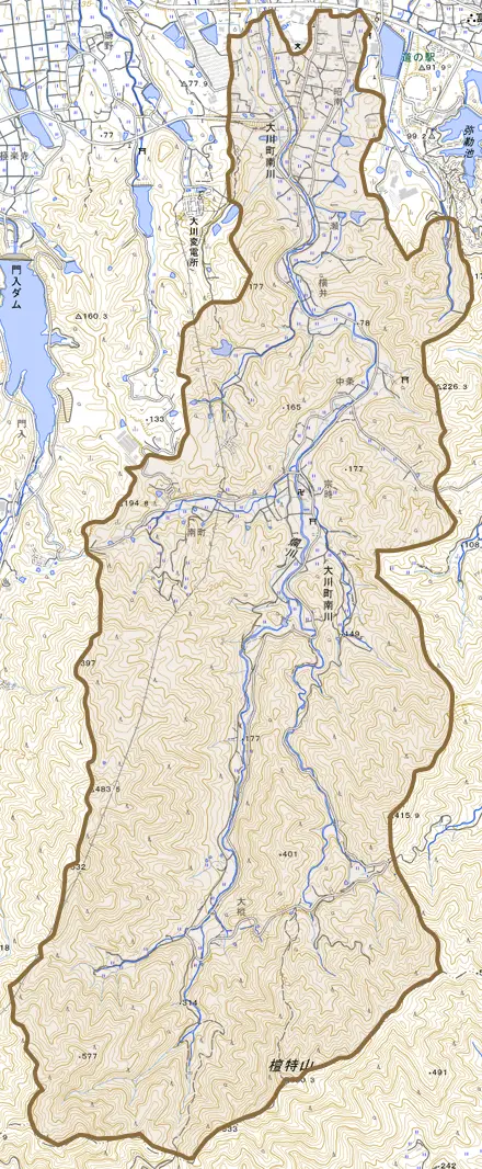大川町南川とその周辺の地図。町の範囲を重ねている