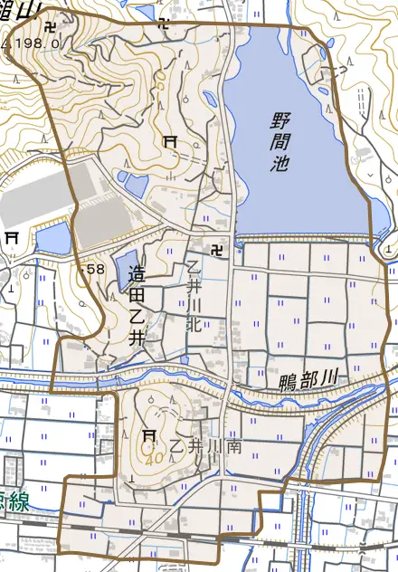 造田乙井とその周辺の地図。町の範囲を重ねている