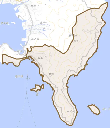坂手とその周辺の地図。町の範囲を重ねている