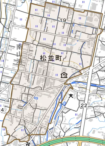 松並町とその周辺の地図。町の範囲を重ねている