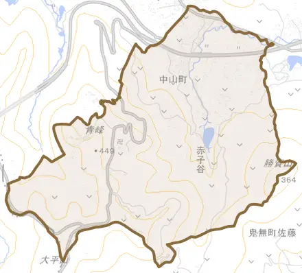 中山町とその周辺の地図。町の範囲を重ねている