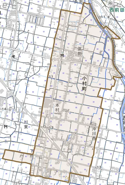 小村町とその周辺の地図。町の範囲を重ねている