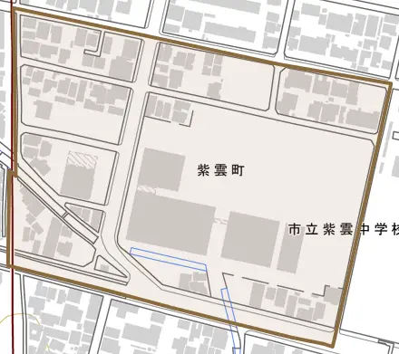 紫雲町とその周辺の地図。町の範囲を重ねている