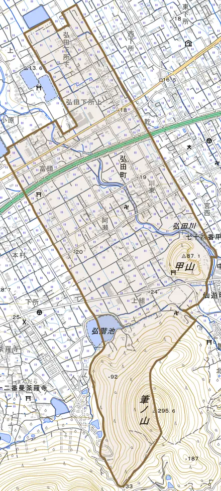弘田町とその周辺の地図。町の範囲を重ねている