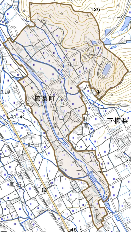 櫛梨町とその周辺の地図。町の範囲を重ねている