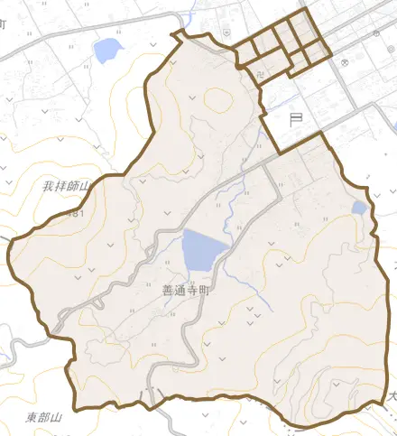 善通寺町とその周辺の地図。町の範囲を重ねている
