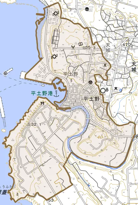 平土野とその周辺の地図。町の範囲を重ねている