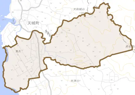 兼久とその周辺の地図。町の範囲を重ねている