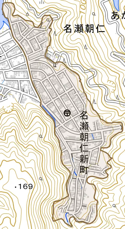 名瀬朝仁新町とその周辺の地図。町の範囲を重ねている