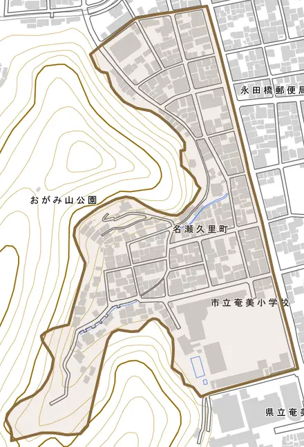 名瀬久里町とその周辺の地図。町の範囲を重ねている