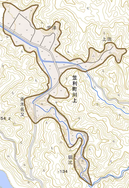 笠利町大字川上とその周辺の地図。町の範囲を重ねている