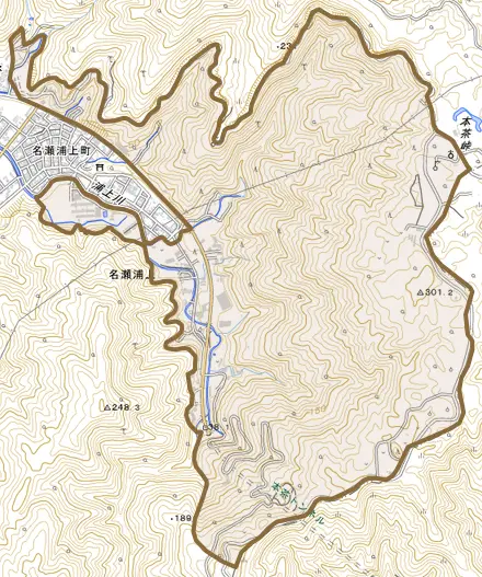 名瀬大字浦上とその周辺の地図。町の範囲を重ねている